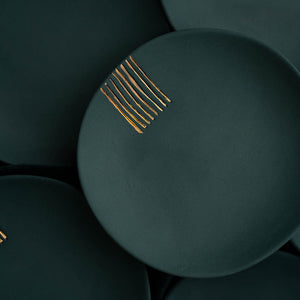 Petra, neglazirana tacnica sa zlatom