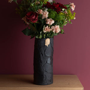 Vida Vase, Black, Two Sizes