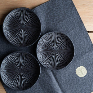 Orah Saucers, Two Colors