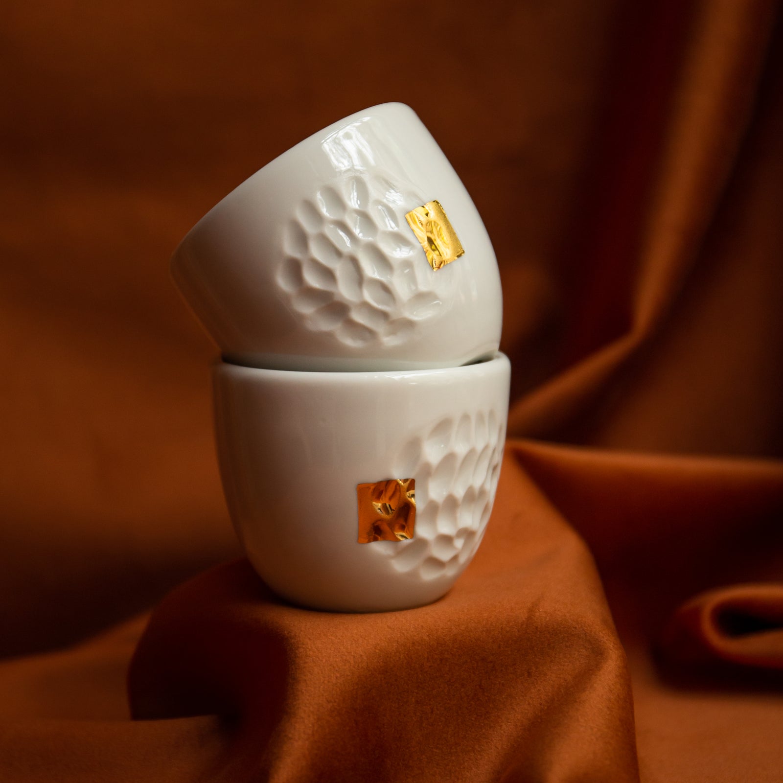 Blanche cup, two sizes