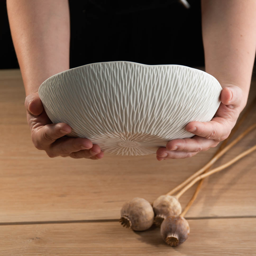 Orah Bowl, two sizes, two colors