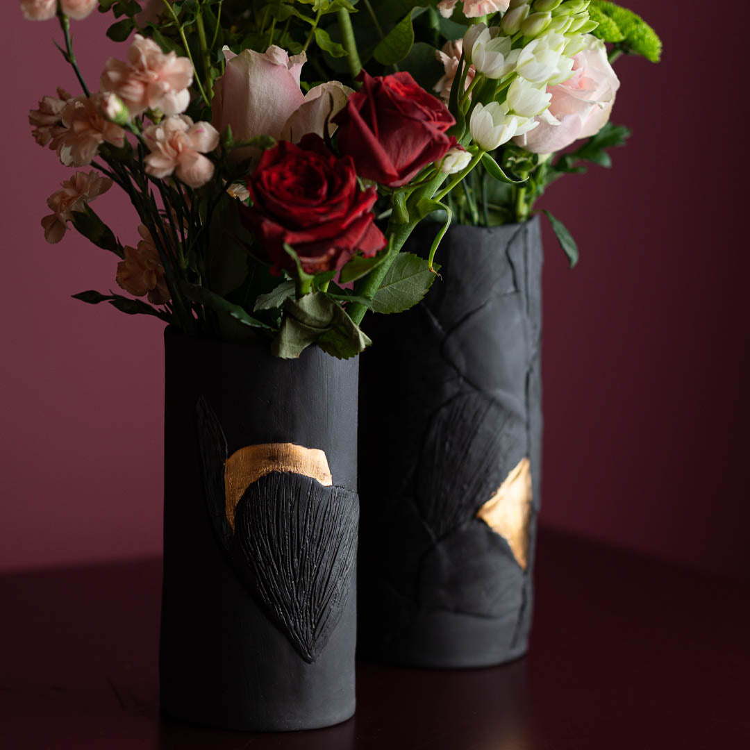 Vida Vase, Black, Two Sizes